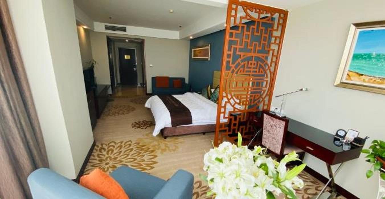 Ramada Linyi North Hotel Kültér fotó